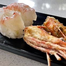 Sushi Murasaki - Sweet Shrimp Nigiri with fried shrimp heads