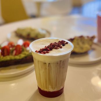 Coffee Signal - Strawberry bloom - Coffee & Tea Near Me - Los Angeles, California Coffee Signal - Strawberry bloom - Coffee & Tea Near Me - Los Angeles, California