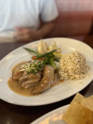 Uncle's Fish Market Bar & Grill - Pearlridge by null