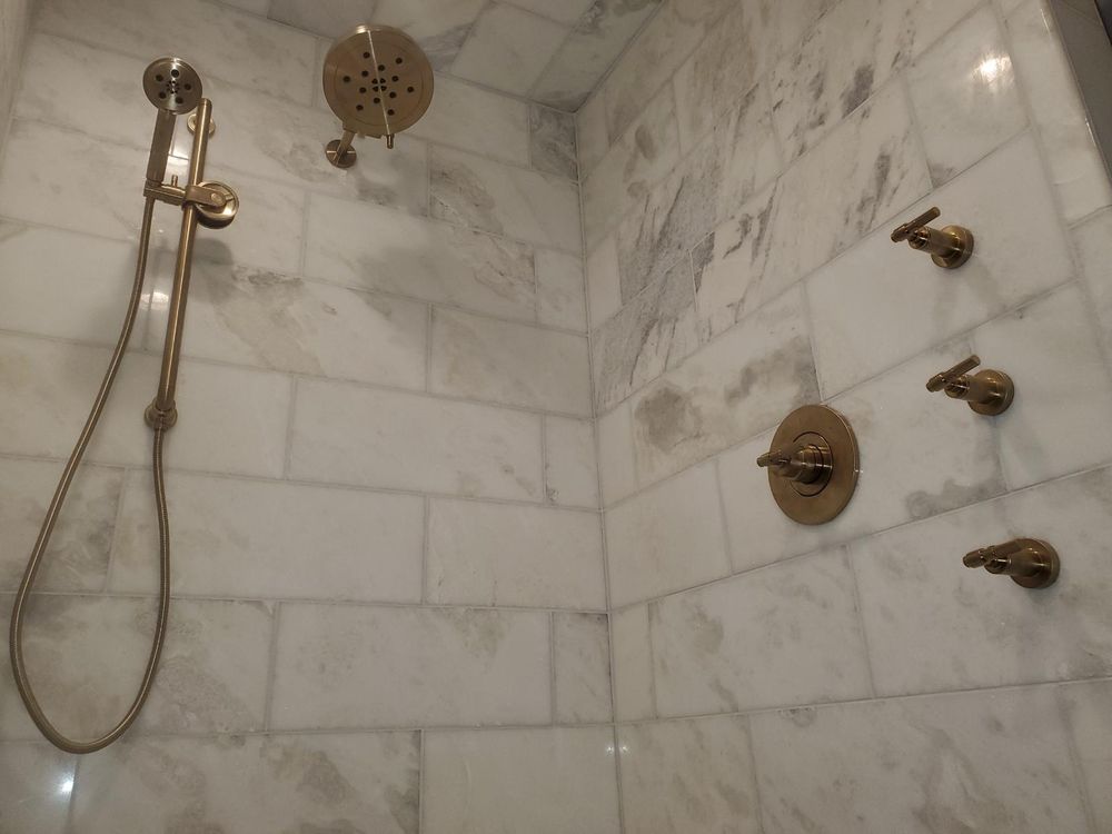 Slide of Reyes Plumbing and Contracting