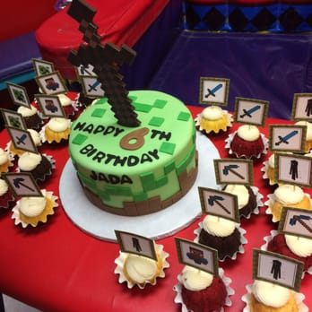 Bakery Street - Minecraft cake! - Bakeries Near Me - San Leandro, California