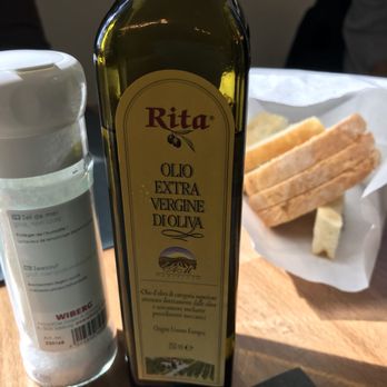 Cafe Chapeau - Delicious olive oil and bread - Cafes Near Me - Scandicci, FI Cafe Chapeau - Delicious olive oil and bread - Cafes Near Me - Scandicci, FI