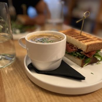 Betty - BLT - New American Near Me - New York, New York