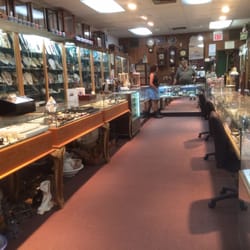 Crescent Jewelers - Interior