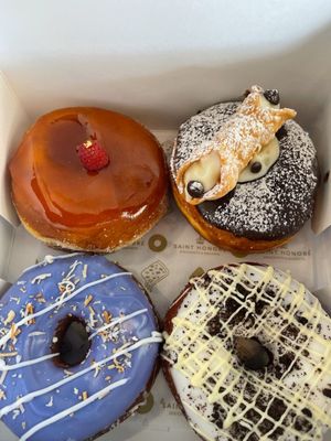 Saint Honoré Doughnuts & Beignets by null