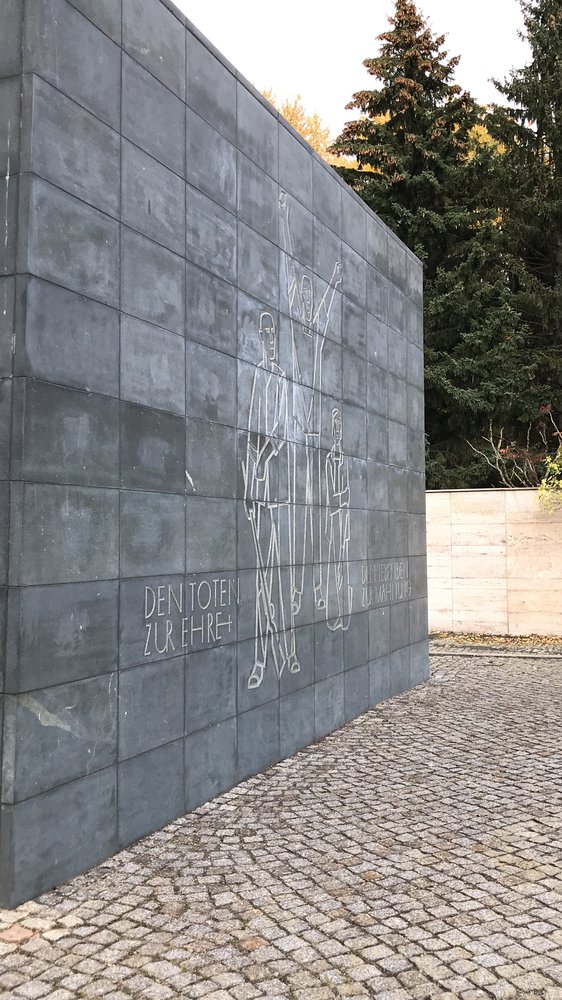 EHRENMAL AM SCHWANENTEICH PAMÄTNIK 25 Photos Parkstraße, Zwickau