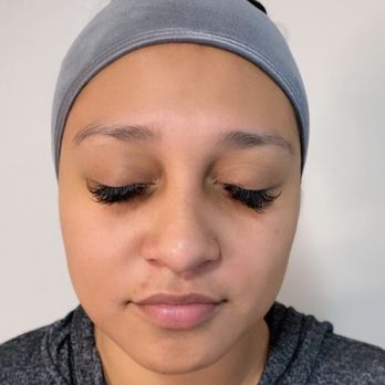 Defined brows & Nails - Eyebrow Services Near Me Defined brows & Nails - Eyebrow Services Near Me