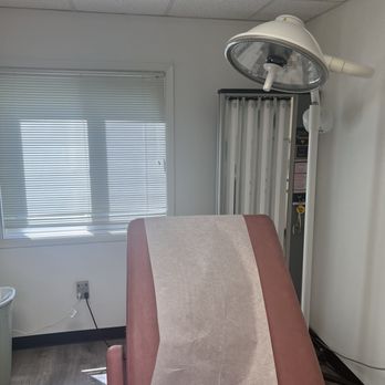 Metropolitan Dermatology - Exam room - Dermatologists Near Me - Hillsborough Township, New Jersey Metropolitan Dermatology - Exam room - Dermatologists Near Me - Hillsborough Township, New Jersey
