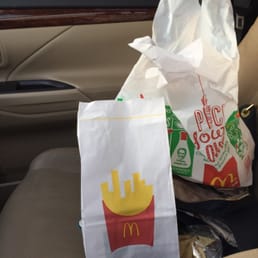 Togo order... Side of bacon, hash brown, and yogurt parfait... For the kiddo