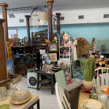 Magnolias Two - Used, Vintage & Consignment Near Me - Rockport, Texas Magnolias Two - Used, Vintage & Consignment Near Me - Rockport, Texas