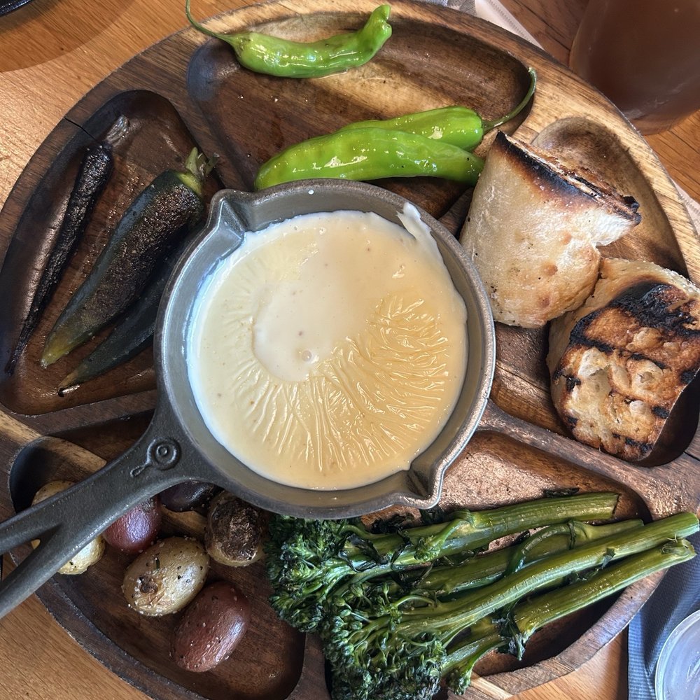 Bigfire - Cheese fondue - American Near Me - Orlando, Florida Bigfire - Cheese fondue - American Near Me - Orlando, Florida