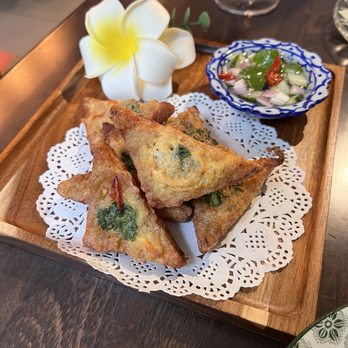 Sarisa Cafe - Crispy Bread with Chicken Spread - Desserts Near Me - New York, New York Sarisa Cafe - Crispy Bread with Chicken Spread - Desserts Near Me - New York, New York