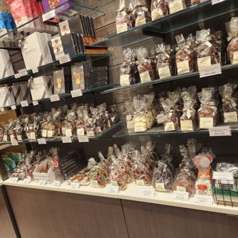 Chocolux - Chocolatiers & Shops Near Me - Montville, Connecticut Chocolux - Chocolatiers & Shops Near Me - Montville, Connecticut