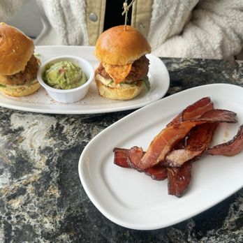 Silver Social - Crab cake sliders and bacon - New American Near Me - Washington, DC, District of Columbia Silver Social - Crab cake sliders and bacon - New American Near Me - Washington, DC, District of Columbia