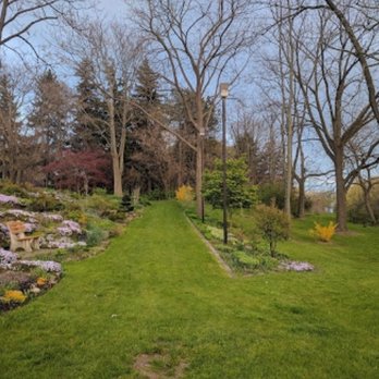 Richard's Memorial Park - Parks Near Me - Mississauga, Ontario Richard's Memorial Park - Parks Near Me - Mississauga, Ontario