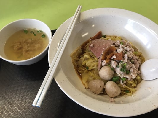 High Street Tai Wah Pork Noodle by null