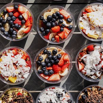 South Block - South Block serves handcrafted acai bowls, smoothies, and cold-pressed juices. Made to order, with clean whole ingredients. - Juice Bars & Smoothies Near Me - Alexandria, Virginia South Block - South Block serves handcrafted acai bowls, smoothies, and cold-pressed juices. Made to order, with clean whole ingredients. - Juice Bars & Smoothies Near Me - Alexandria, Virginia