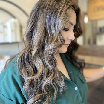 Studio One Seven Salon - @hairbylee09 - Hair Salons Near Me - Castro Valley, California Studio One Seven Salon - @hairbylee09 - Hair Salons Near Me - Castro Valley, California