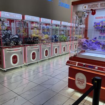 Teso Life - Plushie claw machine - Department Stores Near Me - Duluth, Georgia Teso Life - Plushie claw machine - Department Stores Near Me - Duluth, Georgia