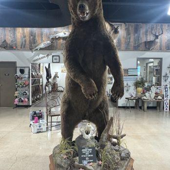Dury's Guns - Guns & Ammo Near Me - San Antonio, Texas