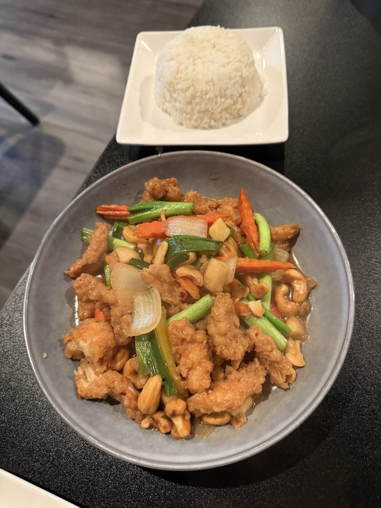 YaYa's Thai Street Fusion