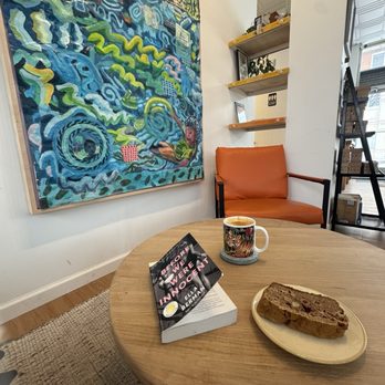 Jitter Bus Cafe - Coffee & Tea Near Me - New Haven, Connecticut