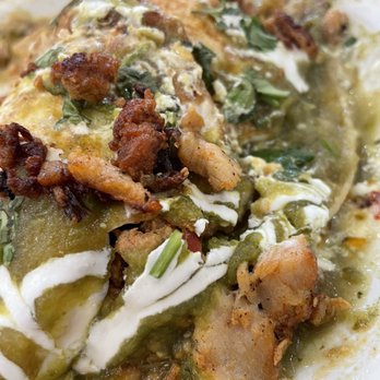 Taqueria Vargas - Huevos rancheros with chicken - Mexican Near Me - Baltimore, Maryland Taqueria Vargas - Huevos rancheros with chicken - Mexican Near Me - Baltimore, Maryland