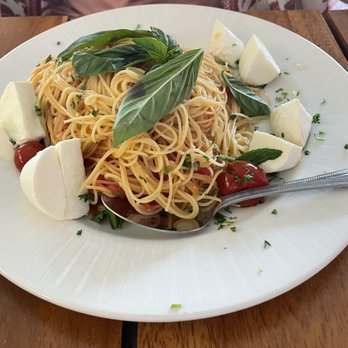Venezia - Angel hair pasta Al fresco - Pizza Near Me - Sarasota, Florida
