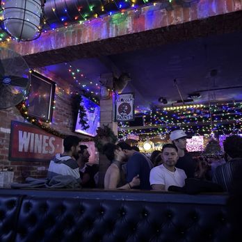 Stag Bar + Kitchen - Pizza Near Me - Newport Beach, California
