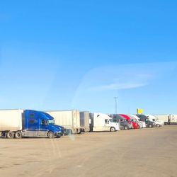 Town Pump Food Stores - Truck Parking