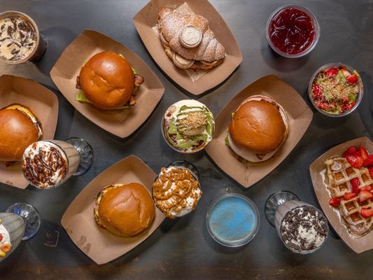 Legends Café & Creamery by null