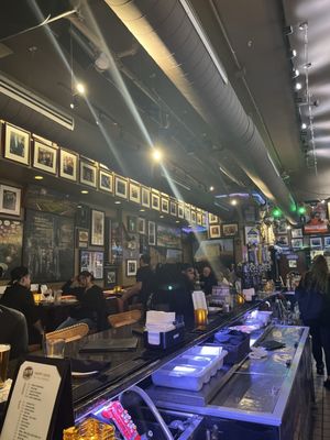 1518 Bar & Grill by null