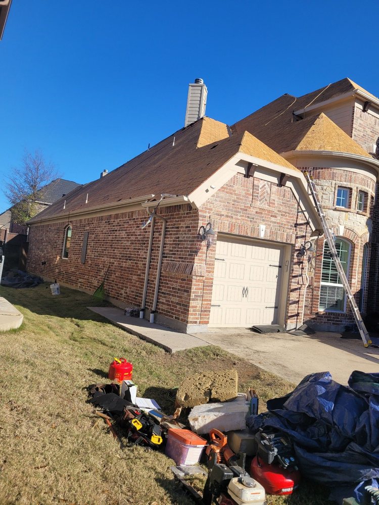 Slide of Bold Roofing