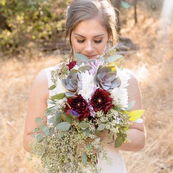 Charming Colour Photography - Session Photography Near Me