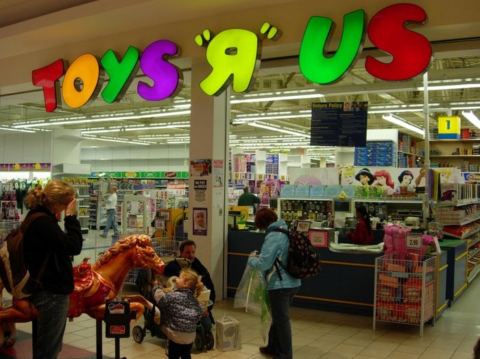 toys r us dundas