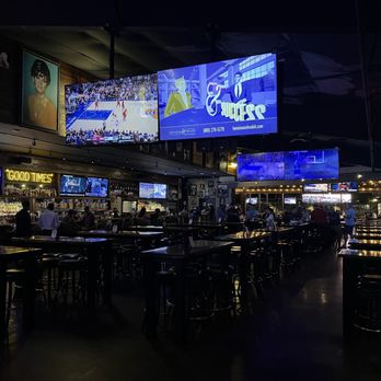Kirby Ice House Memorial - Bars Near Me - Houston, Texas