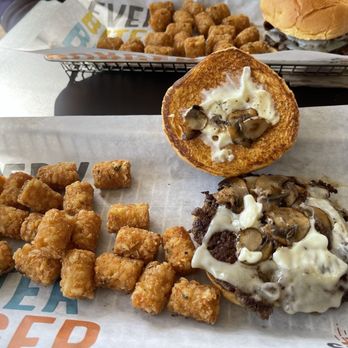Smashburger - TRUFFLE MUSHROOM SWISS BURGER - Burgers Near Me - Springfield, Pennsylvania Smashburger - TRUFFLE MUSHROOM SWISS BURGER - Burgers Near Me - Springfield, Pennsylvania
