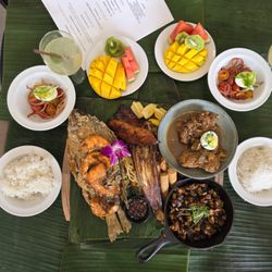 Kamayan Filipino Lunch
