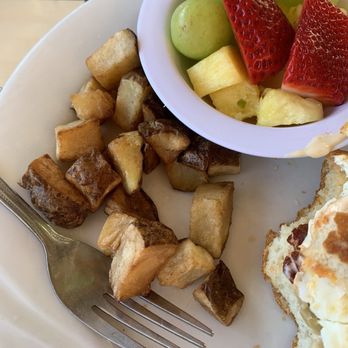 Bad Habit Room - Unseasoned breakfast potatoes and fruit that somehow was also tasteless?? - Venues & Event Spaces Near Me - Portland, Oregon Bad Habit Room - Unseasoned breakfast potatoes and fruit that somehow was also tasteless?? - Venues & Event Spaces Near Me - Portland, Oregon