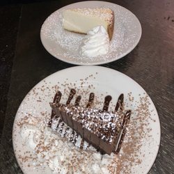 Sophia's Grotto - Cheesecake, chocolate cake