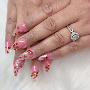 Almond Plaza Nails and Spa - Happy Valentines Day - Nail Salons Near Me - Dublin, California