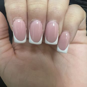Susan's Nails - My left hand looks fine. I asked her to fix this side and didn't have any issues. - Nail Salons Near Me - Redwood City, California Susan's Nails - My left hand looks fine. I asked her to fix this side and didn't have any issues. - Nail Salons Near Me - Redwood City, California