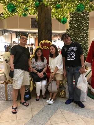 Power Plant Mall by null