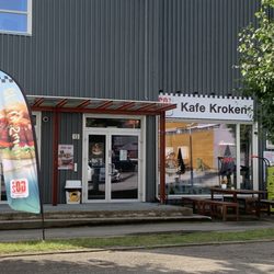 GO’2 Grill Kafe Kroken - Front med inngang