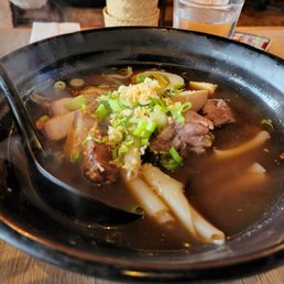 Kuay-Jab (Chinese Roll Noodle Soup with Crispy Pork) Kuay-Jab (Chinese Roll Noodle Soup with Crispy Pork)