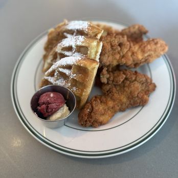 Sweet Chick - Classic Chicken Tenders & Waffles - Southern Near Me - Long Island City, New York