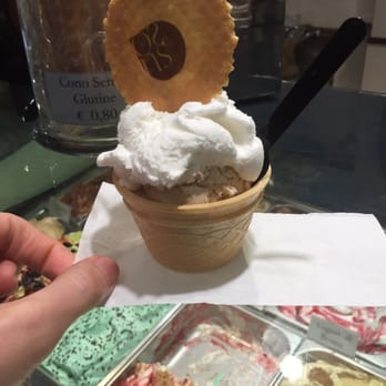 Suso - Come cups (these are not gluten free) - Desserts Near Me - Venezia, VE