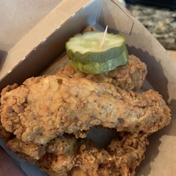 Roaming Rooster - Chicken Fingers with Pickle and White Bread - Chicken Shop Near Me - Washington, DC, District of Columbia Roaming Rooster - Chicken Fingers with Pickle and White Bread - Chicken Shop Near Me - Washington, DC, District of Columbia
