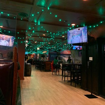 Jake Melnick's Corner Tap - Sports Bars Near Me - Chicago, Illinois Jake Melnick's Corner Tap - Sports Bars Near Me - Chicago, Illinois