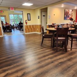 New Egypt Kitchen - Dining area